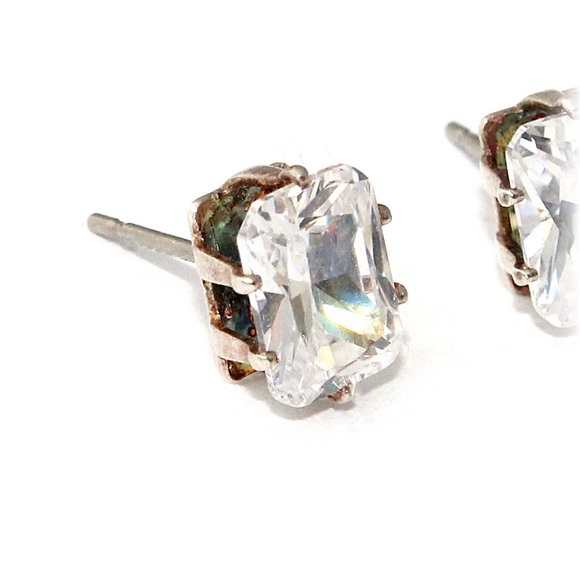 Vintage Emerald Cut Cubic Zirconia Stud Earrings Silver Tone Prong Set Studs - Picture 3 of 3
